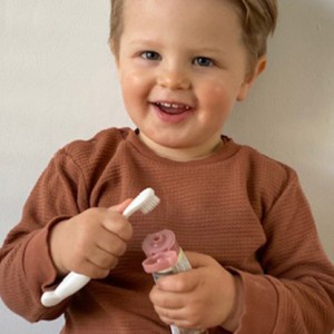 Getest: Jack n' Jill kindertandenborstels- en tandpasta